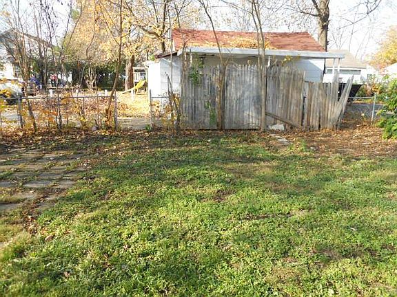 germantown-midd-backyard