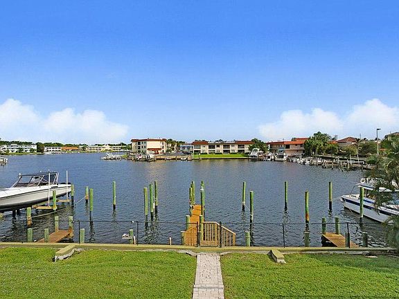 4th image of 308 Northlake Dr APT 5