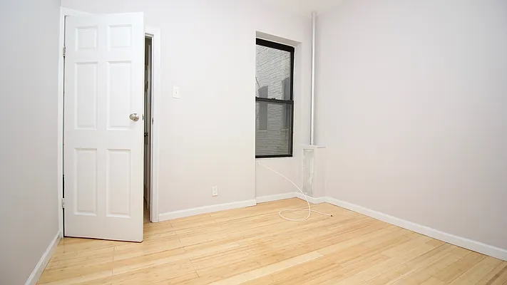 Rented by Nooklyn NYC LLC | media 17