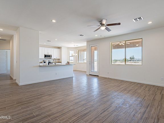 4th image of 3630 N SAN CARLOS Drive