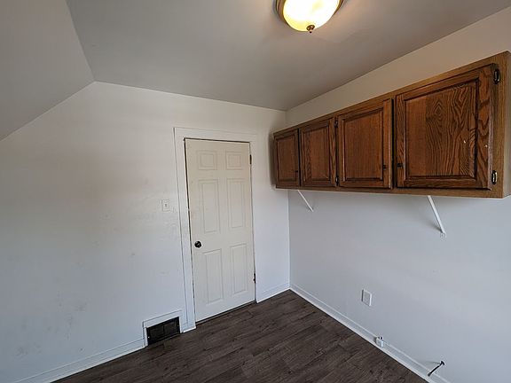 3rd image of 1702 Marine St #B