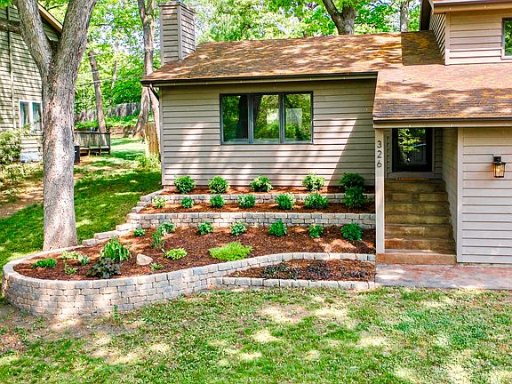 New Retaining Wall and Bushes