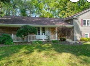 5602 Greenbrier Dr, Girard, OH 44420