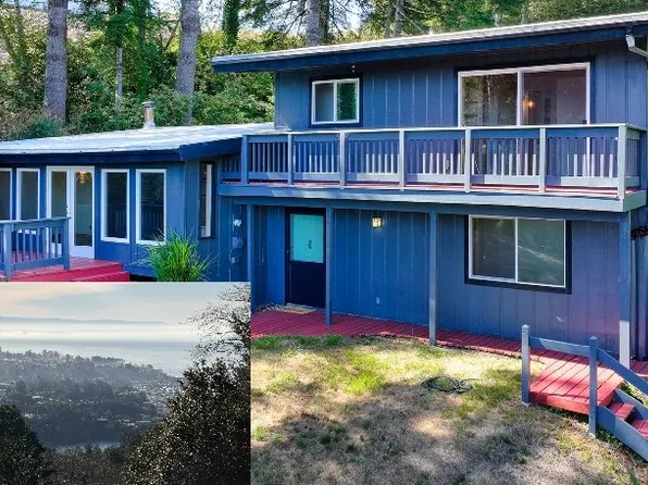 97639 Marina Heights Loop, Brookings, OR 97415