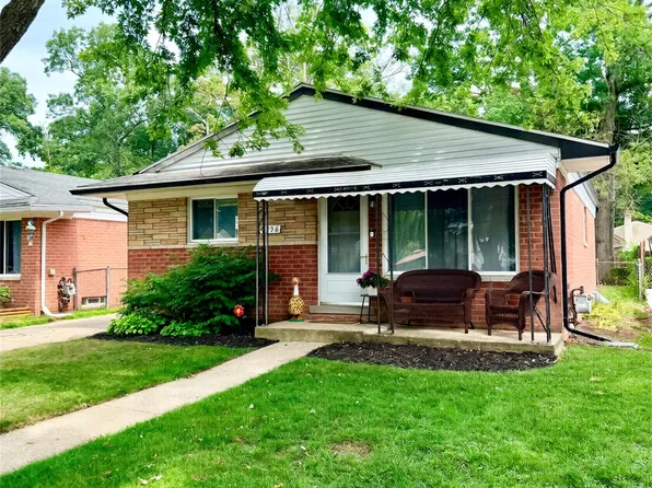 6136 Herbert St, Westland, MI 48185