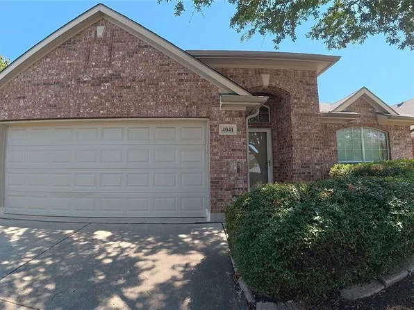 4041 Summerhill Ln, Fort Worth, TX 76244