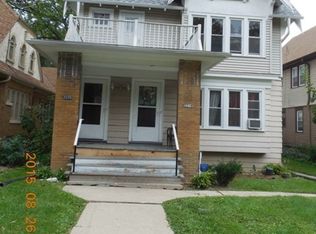 2220 N Hi Mount Blvd, Milwaukee, WI 53208