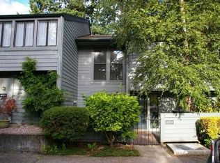 8724 SW Brightfield Cir, Portland, OR 97223