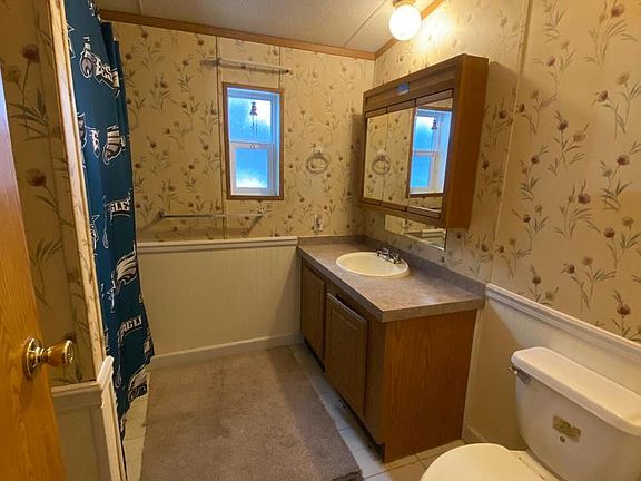 5th image of 57 Ridgedale Ave