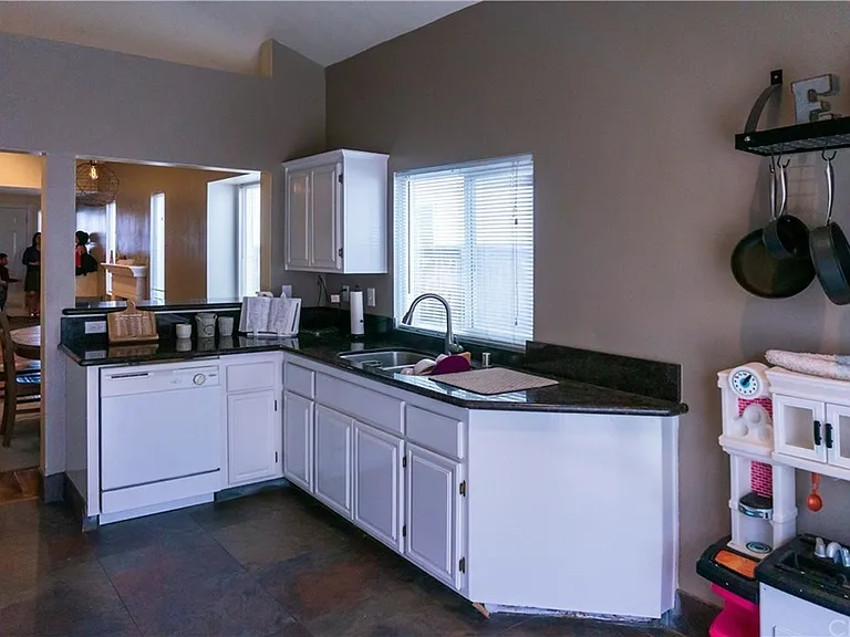Kitchen1