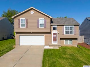 7022 N 88th Ave, Omaha, NE 68122