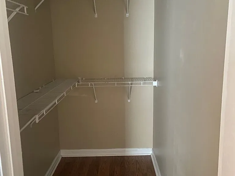 3945 Amanda Ct — Photo 8