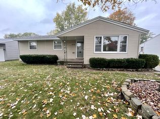 1034 Hampden Rd, Muskegon, MI 49441