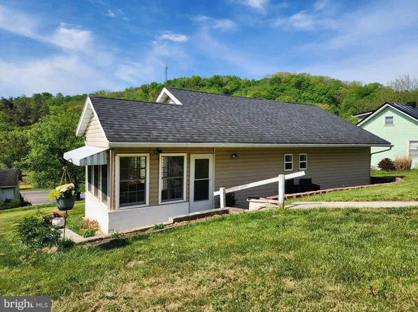 11109 Butternut Ln NE, Cumberland, MD 21502
