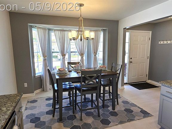 5th image of 814 Nelsons Ridge Dr