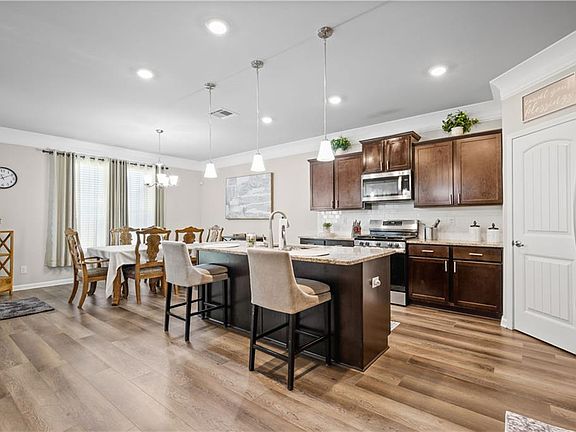 5th image of 5453 Iris Hollow Rd