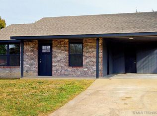 1300 Wolfe Ln, Ada, OK 74820
