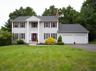20 Fitzmaurice Cir, Windsor, CT 06095