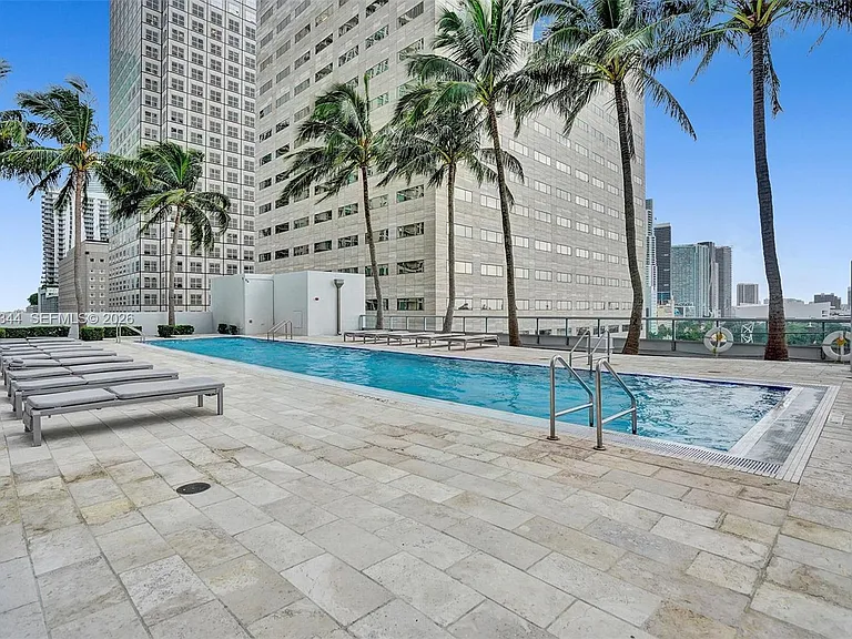 325 Biscayne Blvd #2519 — Photo 38