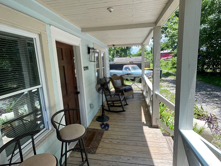 1219 New Castle St #B — Photo 13