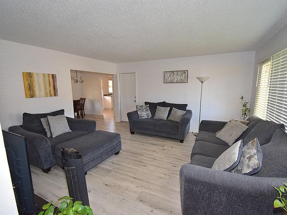 3rd image of 5265 Krenning St
