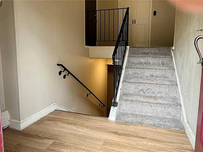 35 Brookdale St — Photo 4