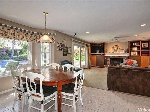 5th image of 4925 Willow Vale Way