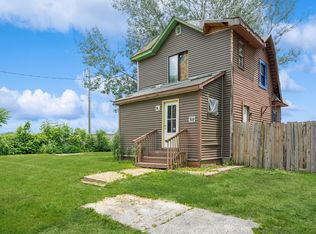 1657 Walker St, Des Moines, IA 50316