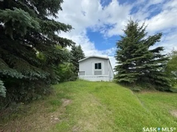 106 2nd Avenue SW, Dorintosh, SK S0M 0T0