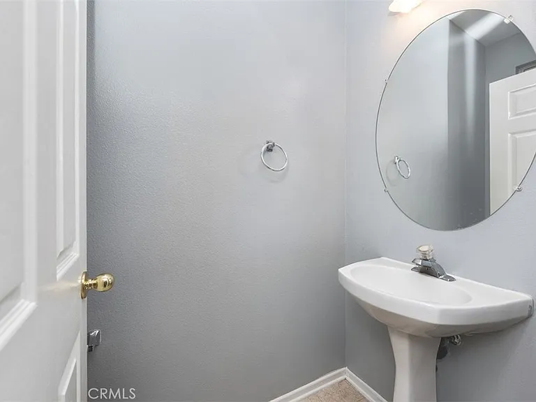 437 N Castletown #C-C-C — Photo 17