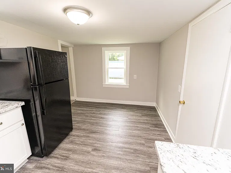 119 Davis Ln — Photo 14