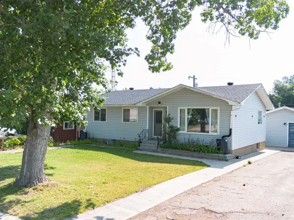 5005 W 53rd St, Castor, AB T0C 0X0