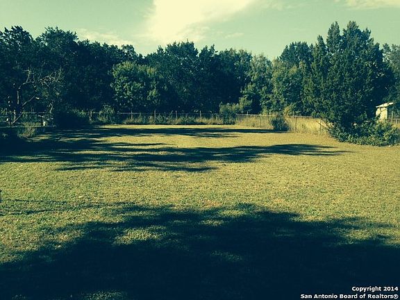 4th image of 1705 Ponderosa Dr