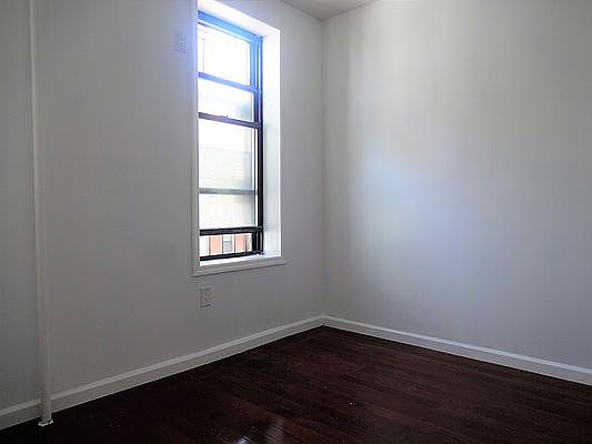 5th image of 79 Chrystie St #9