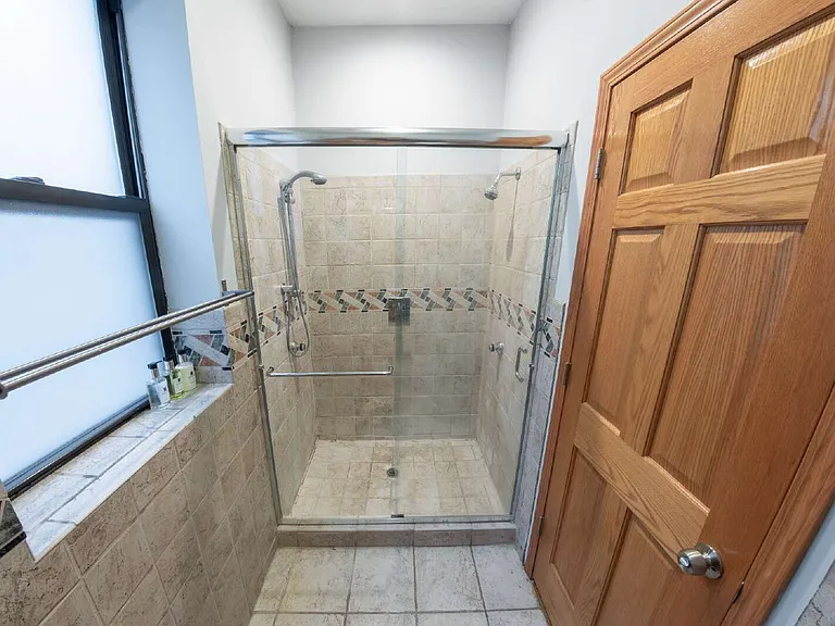 1219 N California Ave #2 — Photo 14