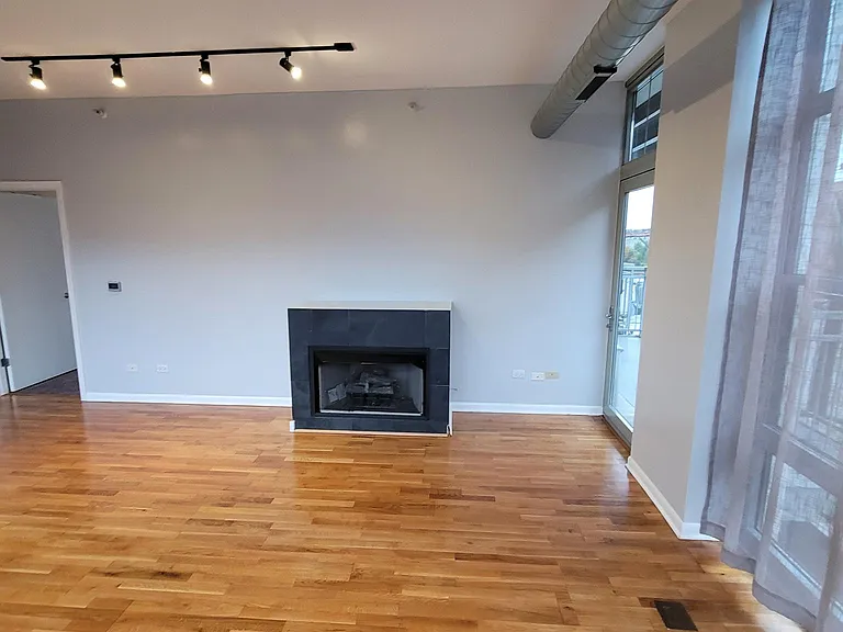 1200 W Monroe St #420 — Photo 67