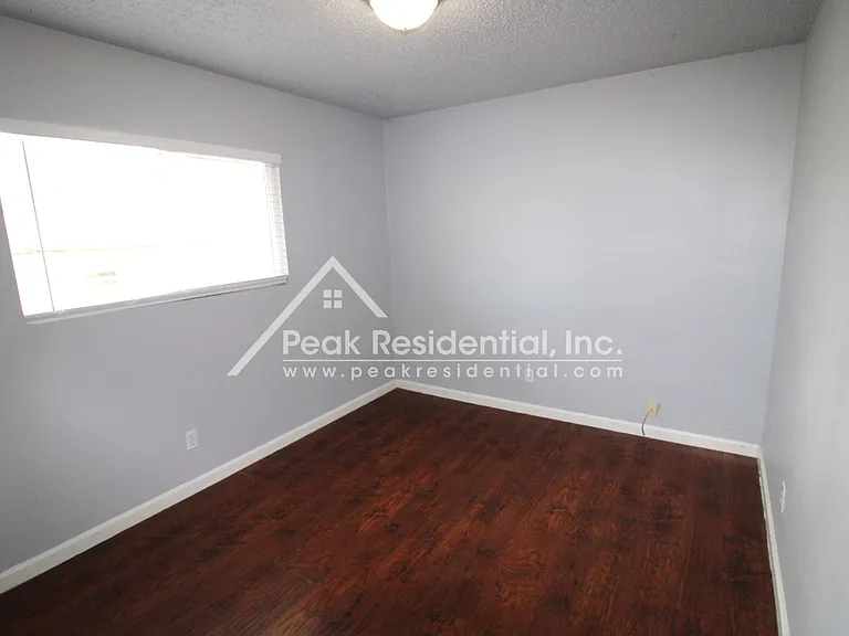 5914 Del Campo Ln — Photo 12