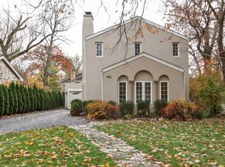 442 Woodlawn Ave, Glencoe, IL 60022