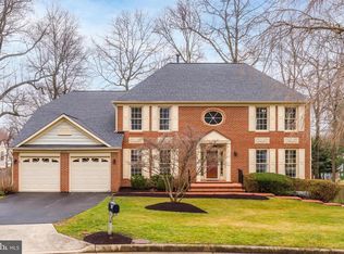 4715 Lewis Woods Ct, Chantilly, VA 20151