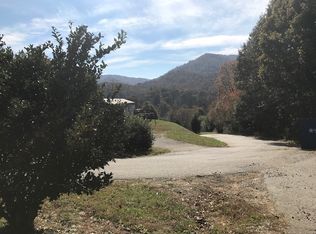 26 Sylvester Way, Swannanoa, NC 28778