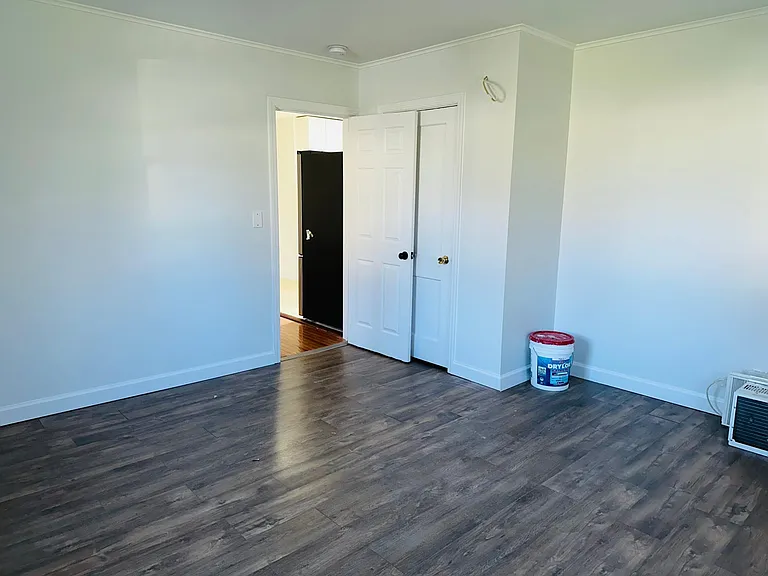 79 Hawkins Ave — Photo 12