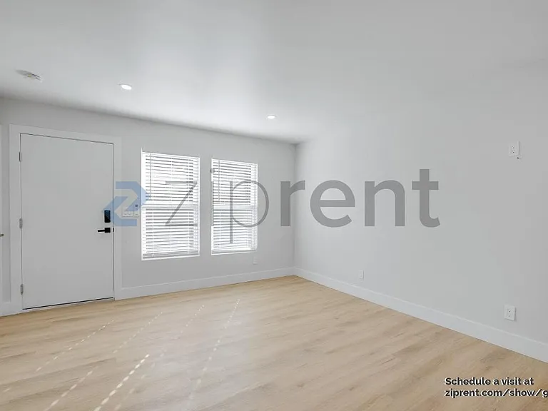 1815 San Andres St #B — Photo 8