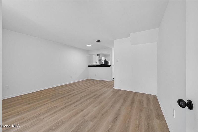 5th image of 1005 Rockport Court