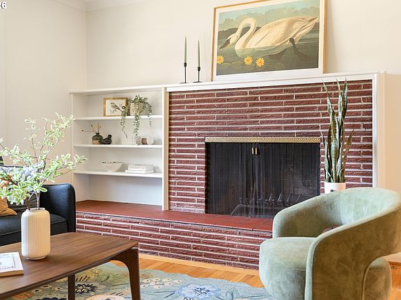 5th image of 7541 NE Alameda St