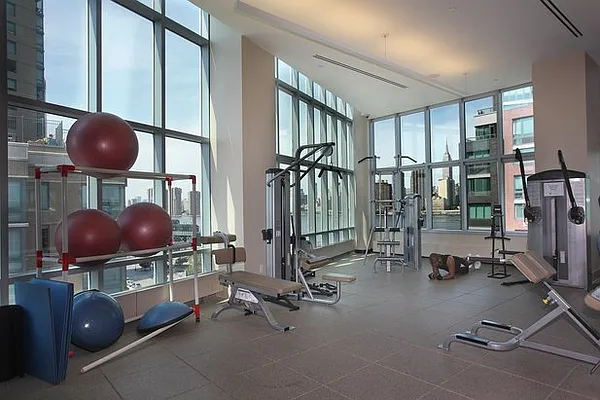 Rented by Compass | media 42