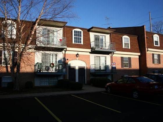 1st image of 304 Chanel Ct APT 1