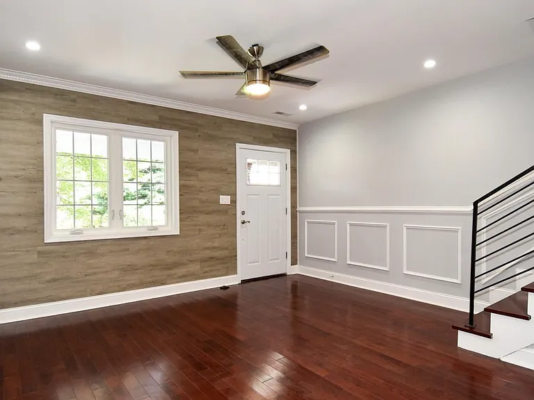 1373 Downing St NE — Photo 5