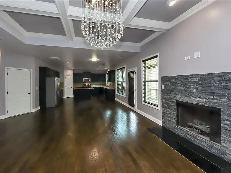 6059 Cove Park Dr — Photo 14