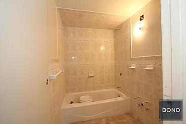 Rented by Bond New York