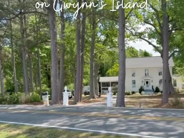 894 Old Ferry Rd, Hudgins, VA 23076